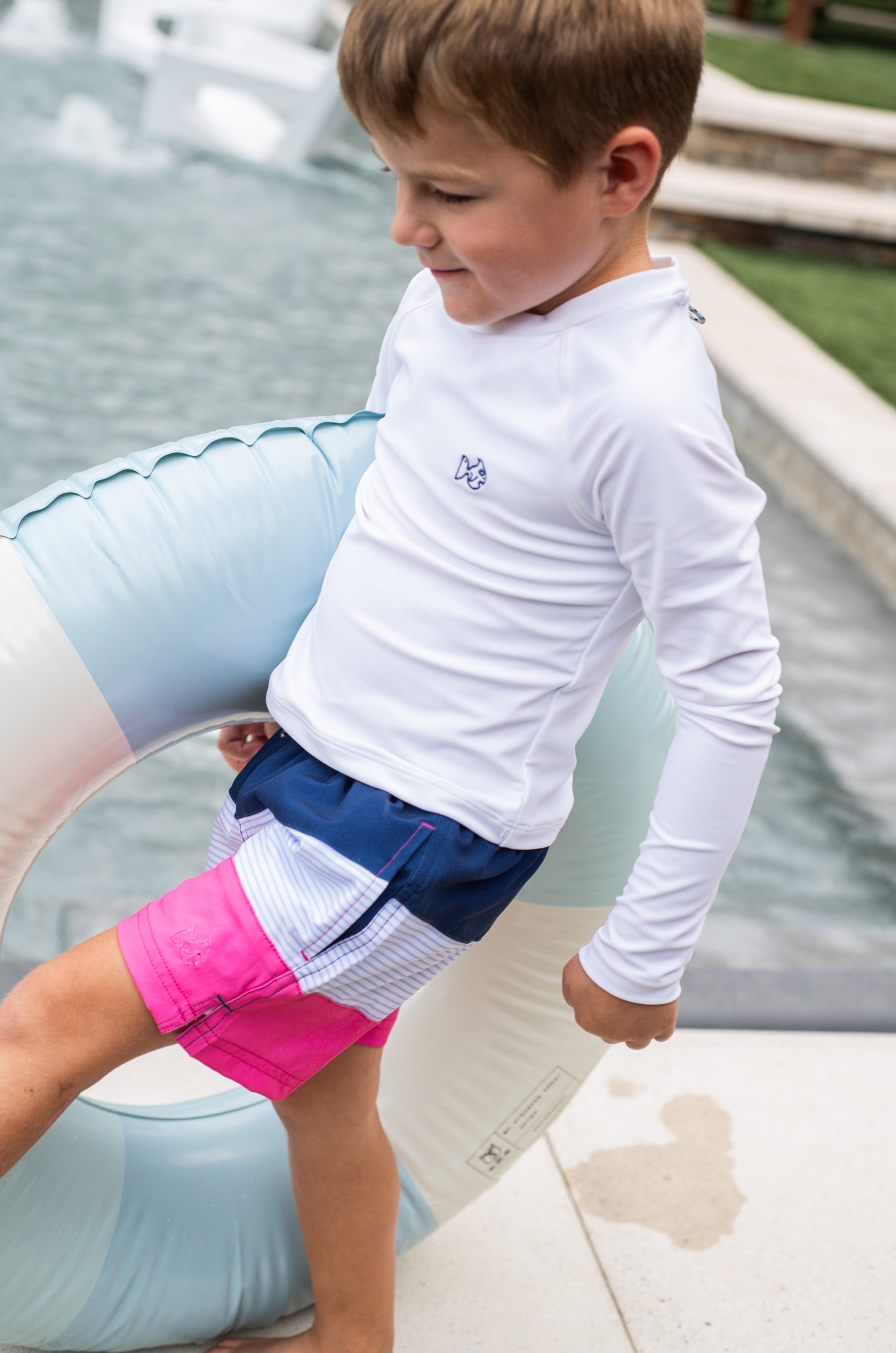 Maillot de bain garçon bicolore marine/blanc/rose