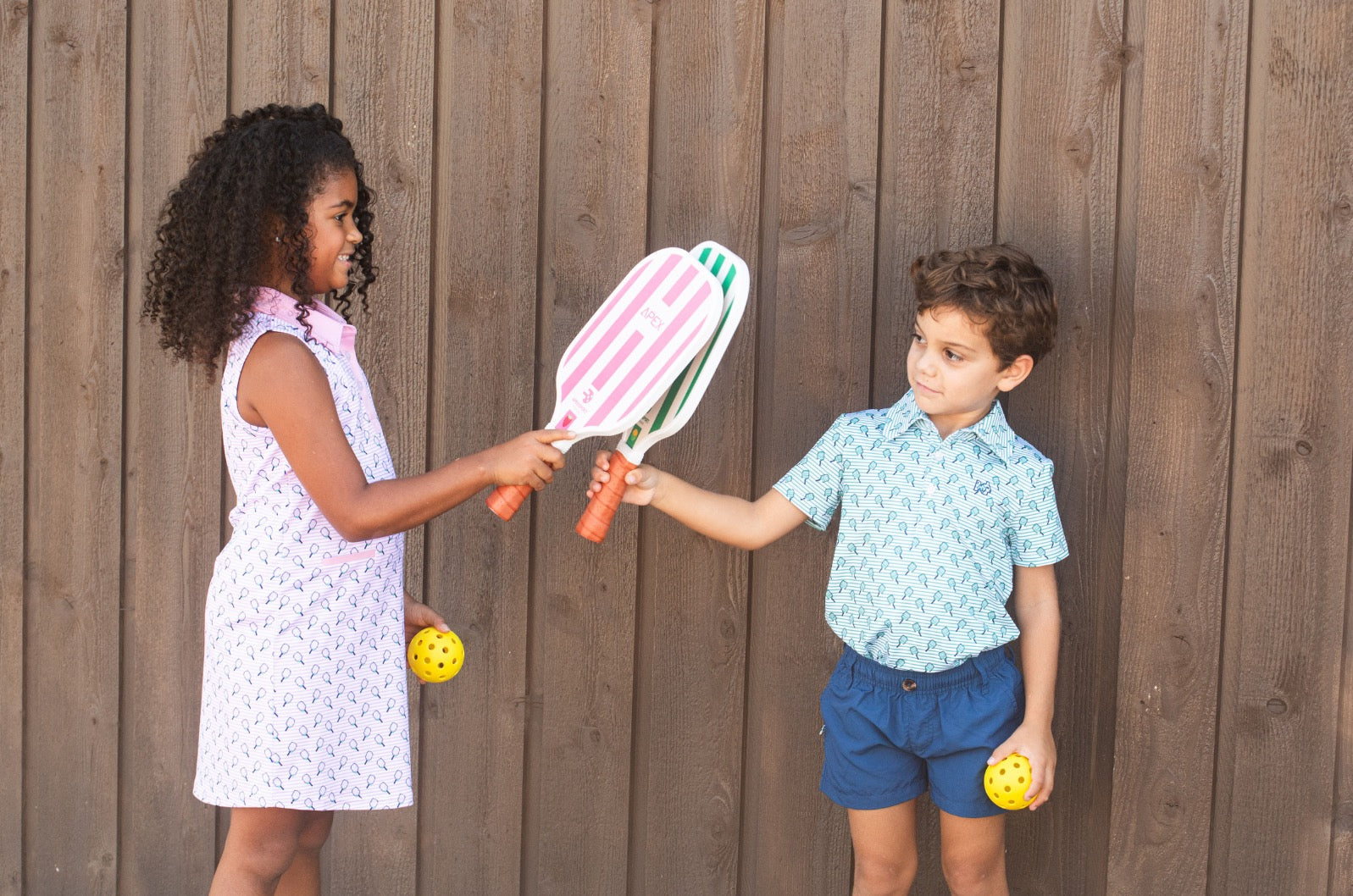 Polo de performance à manches courtes pour garçons - Imprimé de pickleball vert marin